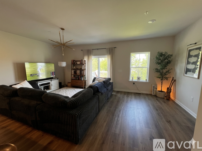 7703 Clayton Avenue 3 Beds Townhouse for Rent - Photo gallery 2