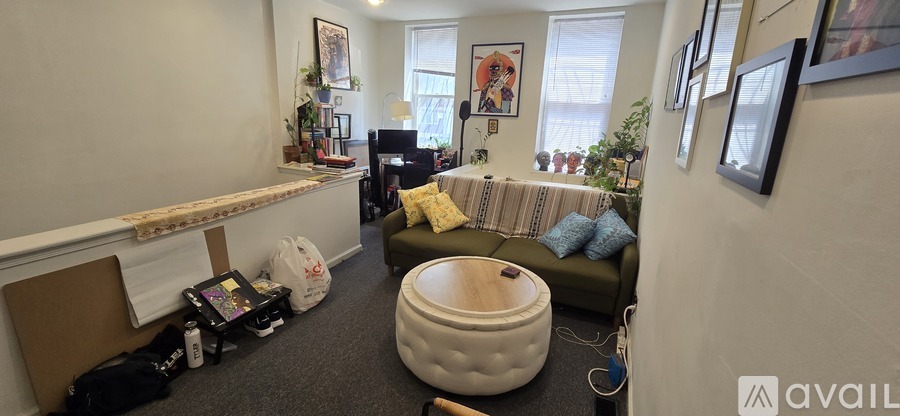 724 South 16th Street 1 Apartment for Rent - Photo gallery 4