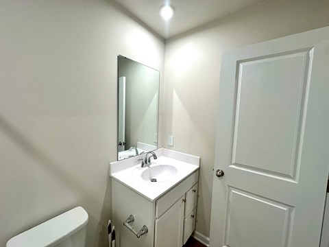 247 Sarnesfield Way 3 Beds Apartment for Rent