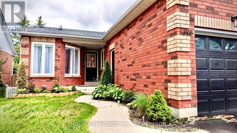 1398 LILLICO CRESCENT 3 Beds Apartment for Rent