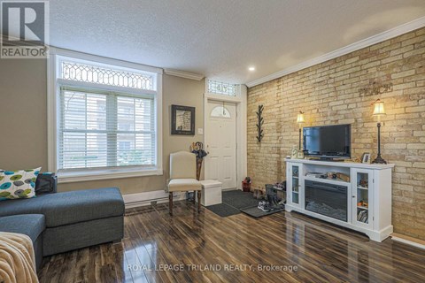 1 - 713 KING STREET 1 Apartment for Rent