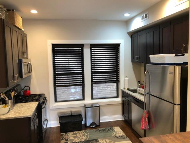 525 W. Barry Avenue 1 Apartment for Rent - Photo gallery 5