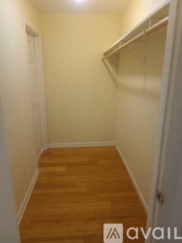 125 Sylvan Avenue 1 Apartment for Rent - Photo gallery 2