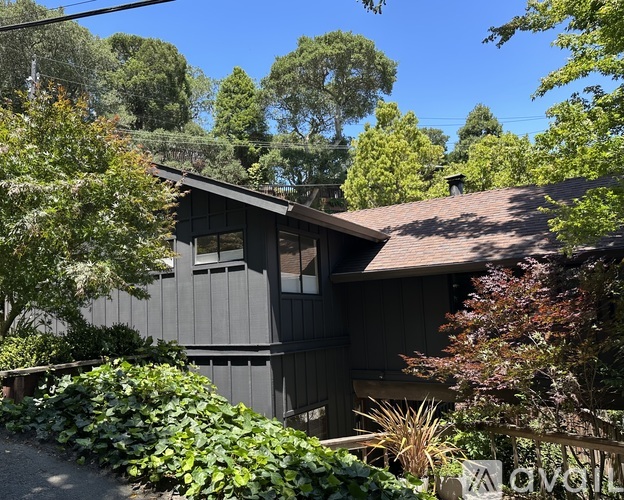 14 Summit Dr 2 Beds Single Family Home for Rent - Photo gallery 1