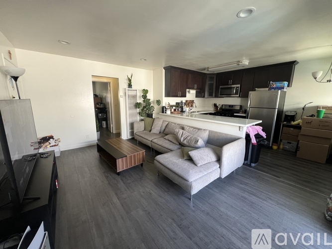 278 E Washington Blvd 2 Beds Apartment for Rent - Photo gallery 2
