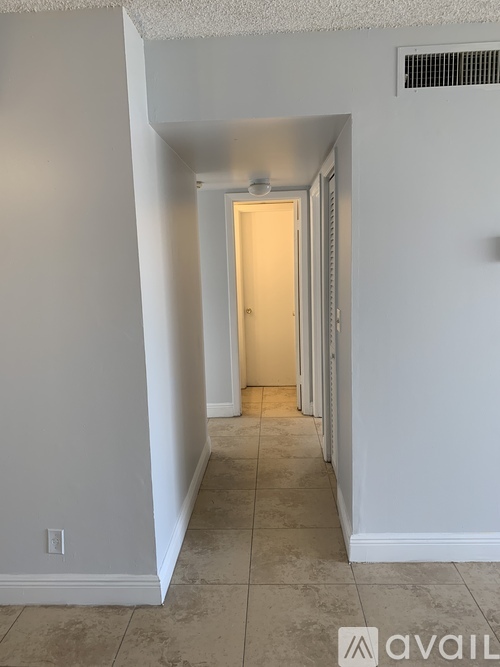 644 NW 13th St 2 Beds Apartment for Rent - Photo gallery 5