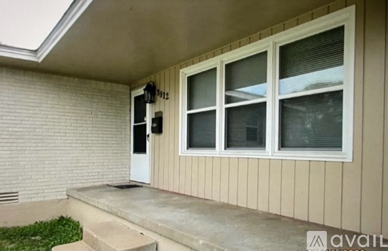 3812 NW Bell Ave 3 Beds Single Family Home for Rent - Photo gallery 2