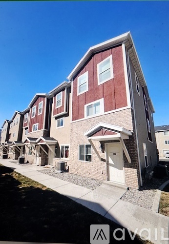 68 E 700 N 3 Beds Townhouse for Rent - Photo gallery 1
