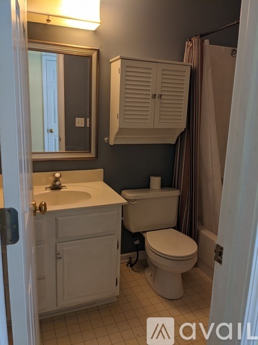 12615 S Clinton St 4 Beds Single Family Home for Rent - Photo gallery 2