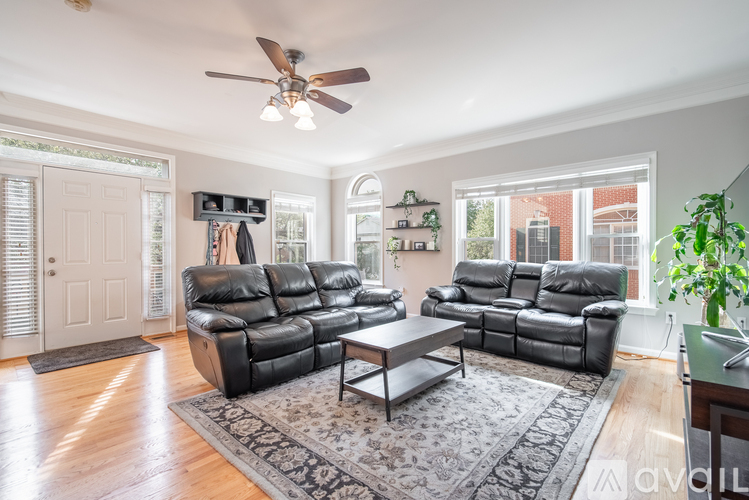 1178 North Vernon Street 3 Beds Townhouse for Rent - Photo gallery 2