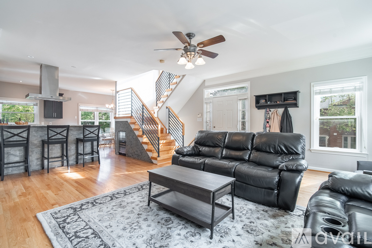 1178 North Vernon Street 3 Beds Townhouse for Rent - Photo gallery 4