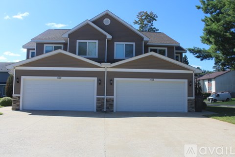 N Saginaw Rd 3 Beds Apartment for Rent