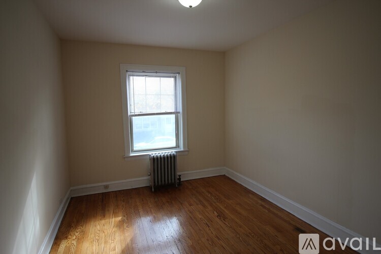 2316 W Granville Ave 2 Beds Apartment for Rent - Photo gallery 3