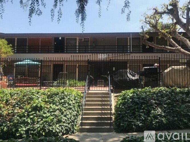 142 Monterey Rd