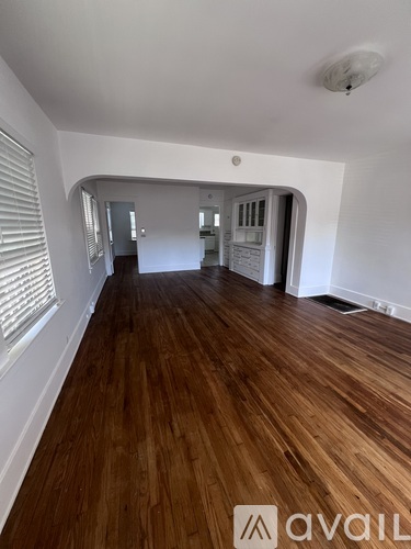 415 W 8th St 1 Apartment for Rent - Photo gallery 2