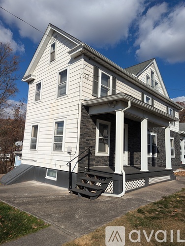1279 Vine Street 3 Beds Single Family Home for Rent - Photo gallery 2
