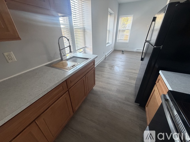 723 Ridge Avenue 1 Apartment for Rent - Photo gallery 2