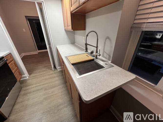 723 Ridge Avenue 1 Apartment for Rent - Photo gallery 3
