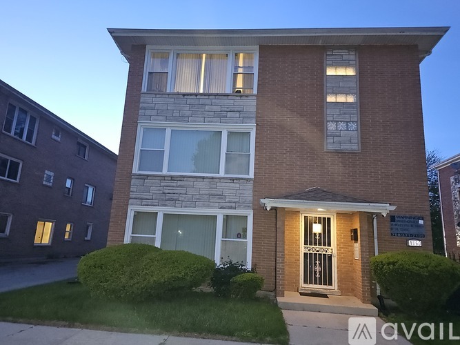 1860 West State Street 3 Beds Apartment for Rent - Photo gallery 1
