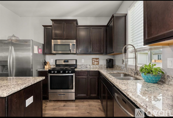 1901 Hudson Street Northwest 3 Beds Single Family Home for Rent - Photo gallery 4