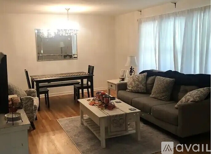 5607 Cherokee Road 3 Beds Single Family Home for Rent - Photo gallery 2