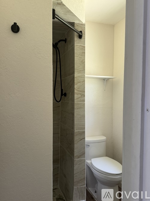 550 Shastina Drive 1 Apartment for Rent - Photo gallery 4