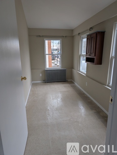 136 Duffy Avenue 5 Beds Single Family Home for Rent - Photo gallery 3