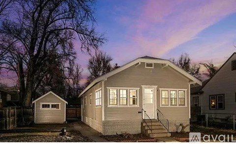 1323 8Th Street 2 Beds Apartment for Rent