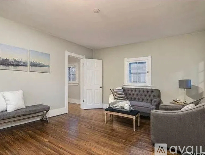 1323 8th Street 2 Beds Single Family Home for Rent - Photo gallery 3