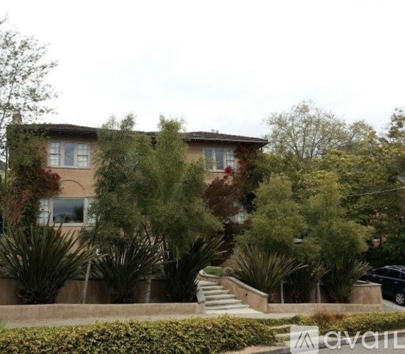 1056 Ardmore Avenue 4 Beds Single Family Home for Rent - Photo gallery 3