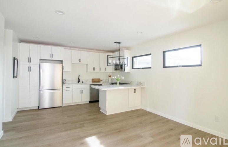 2027 Windmill View Road 1 Apartment for Rent - Photo gallery 1