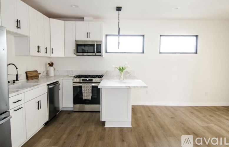 2027 Windmill View Road 1 Apartment for Rent - Photo gallery 2