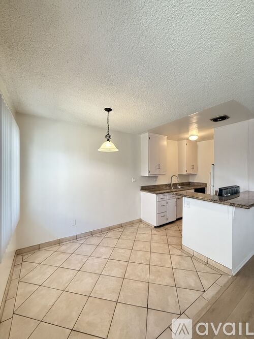 615 East Magnolia Boulevard 2 Beds Apartment for Rent - Photo gallery 3