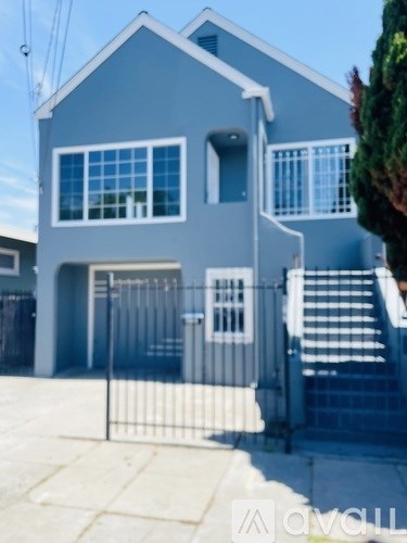 612 8Th Street 2 Beds Apartment for Rent