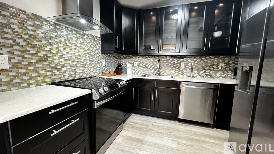 7502 Lakeside Blvd 3 Beds Apartment for Rent - Photo gallery 4