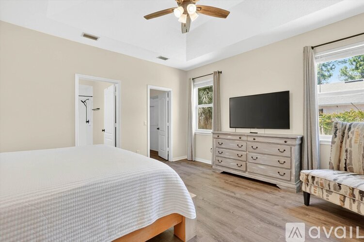 6781 Veronica Court 3 Beds Single Family Home for Rent - Photo gallery 2