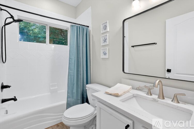 6781 Veronica Court 3 Beds Single Family Home for Rent - Photo gallery 5