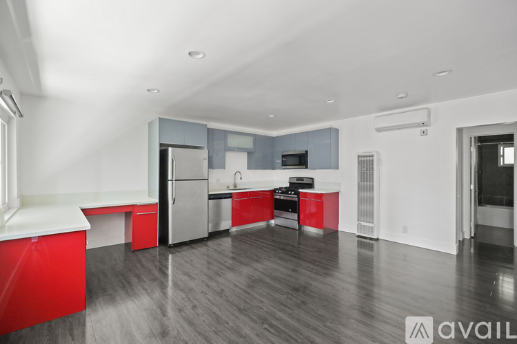 1321 W 36th Pl 1 Apartment for Rent - Photo gallery 4