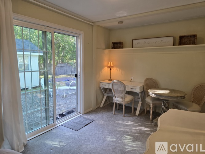 2014 Hatch Road Studio Single Family Home for Rent - Photo gallery 3
