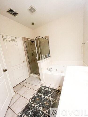 2356 Aurora Drive 3 Beds Apartment for Rent