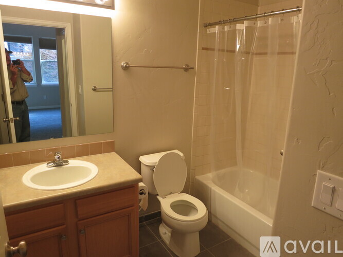 2701 Midland Ave 2 Beds Apartment for Rent - Photo gallery 5