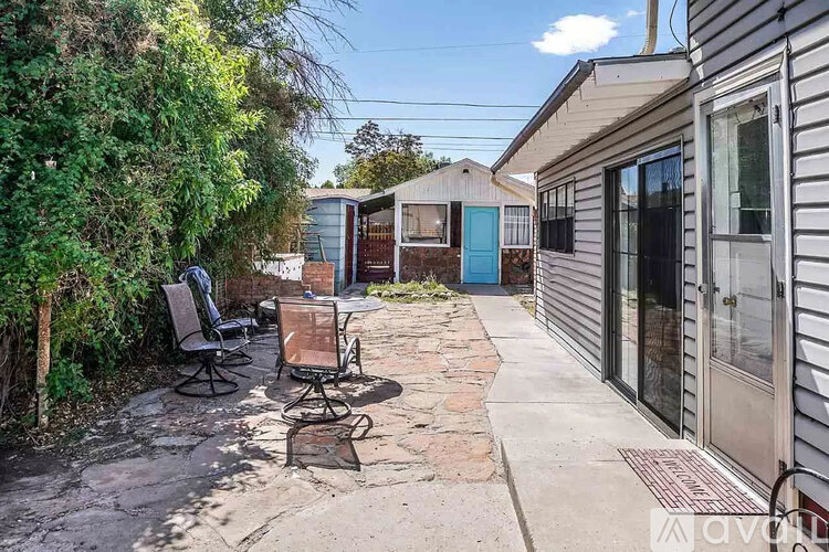 425 N 17th St 1 Apartment for Rent - Photo gallery 1