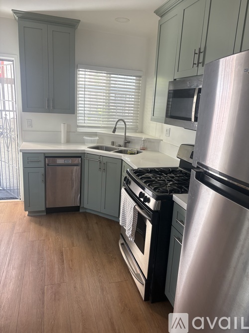608 East Windsor Road 1 Apartment for Rent - Photo gallery 5