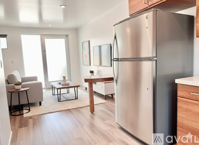 626 N 5th Ave Studio Apartment for Rent - Photo gallery 4