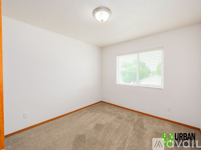 9705 E 4th Ave 3 Beds Townhouse for Rent - Photo gallery 5