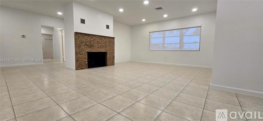 6500 SW 82nd Ave 4 Beds Single Family Home for Rent - Photo gallery 5