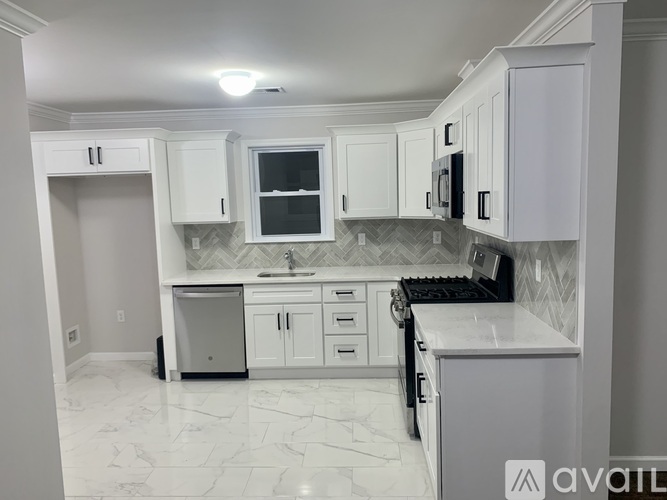 117 Miller Street 3 Beds Apartment for Rent - Photo gallery 1