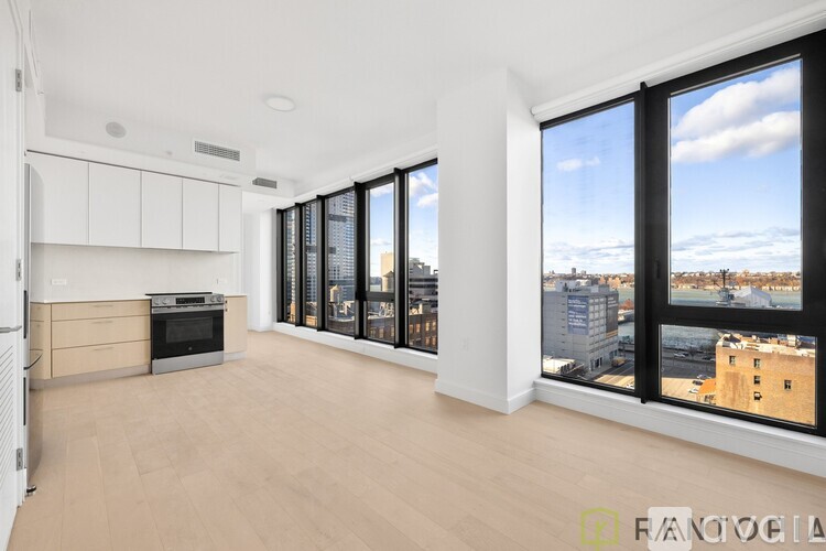 622 11th Avenue 2 Beds Apartment for Rent - Photo gallery 1