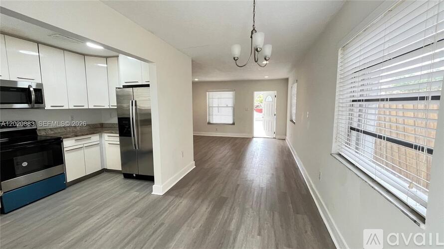 1809 NW 33rd St 3 Beds Apartment for Rent - Photo gallery 1