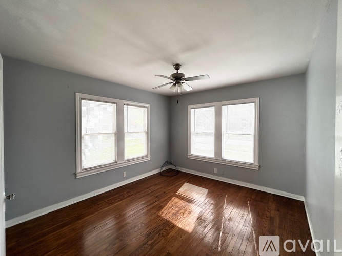 1318 6th St 2 Beds Single Family Home for Rent - Photo gallery 2